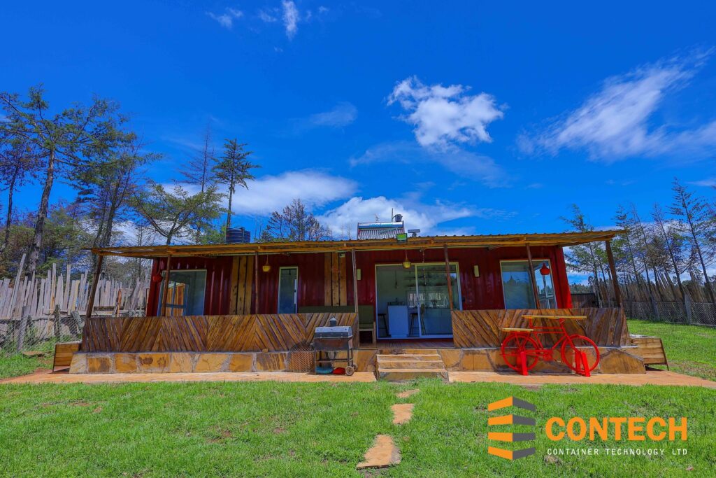Instagram post from contechke. This post is in position 0.